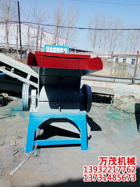 挤出机疙瘩料破碎机